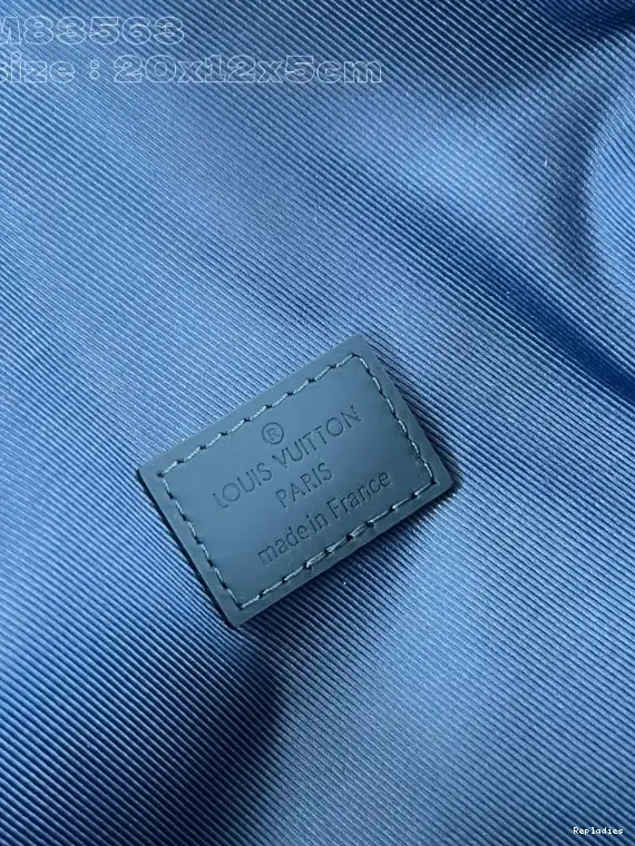 Repzbay Wearable Wallet-20*12*5.5CM LOUIS Pilot VUITTON 0508